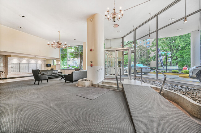 Photo - Connecticut House Apartments