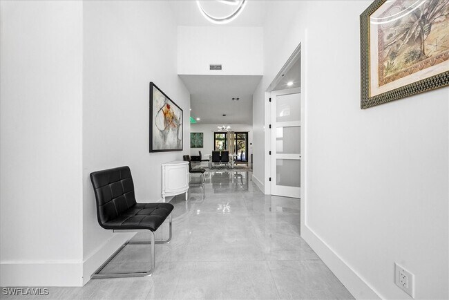 Photo - 3261 15th Ave SW