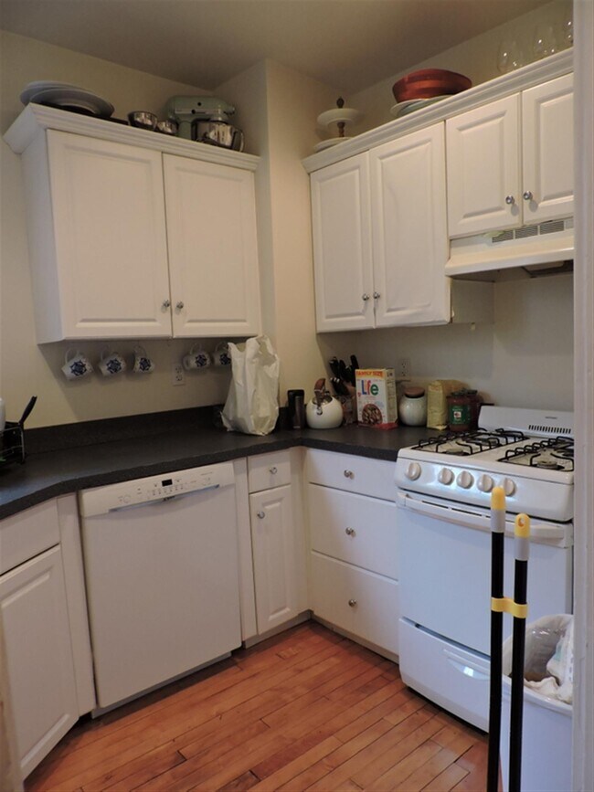 Photo - 331 Harvard St Unidad 5