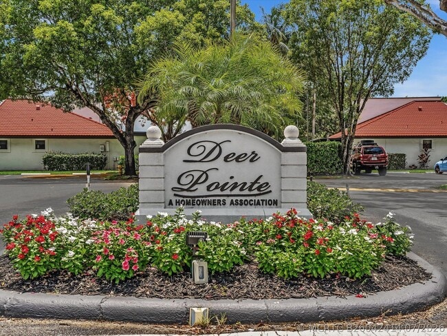 Photo - 299 NW 36th Ave