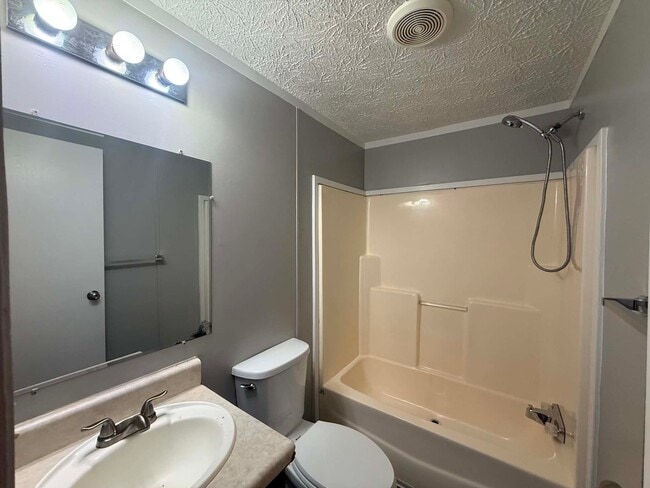 Photo - 1236 N Oaklane Rd