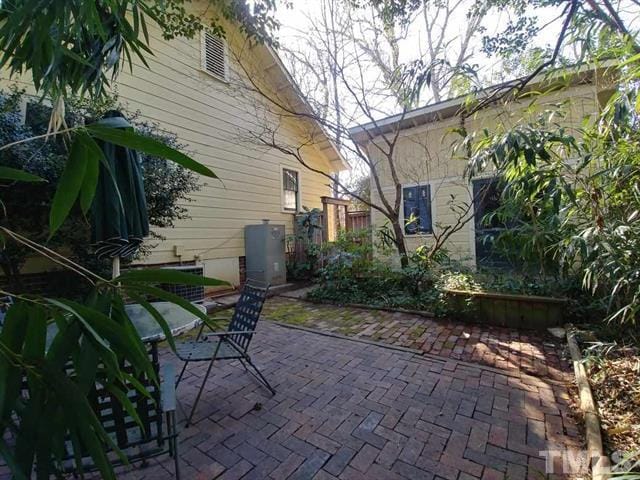 patio trasero - 404 Pittsboro St Unidad 1