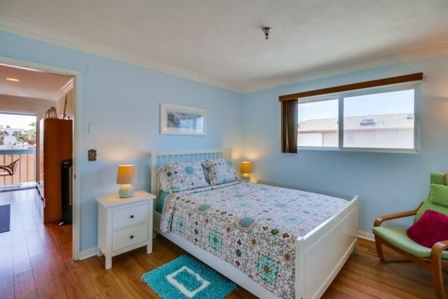 Photo - 2990 Mission Blvd Unidad 303