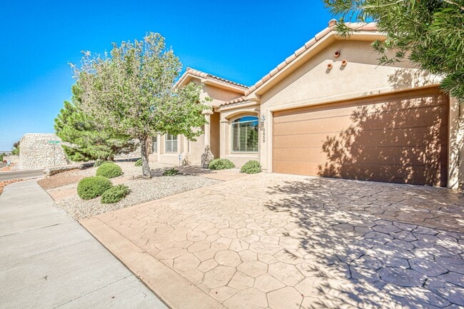 Photo - Westside area (Completely Furnished) Beautiful 4 bed/3 baths