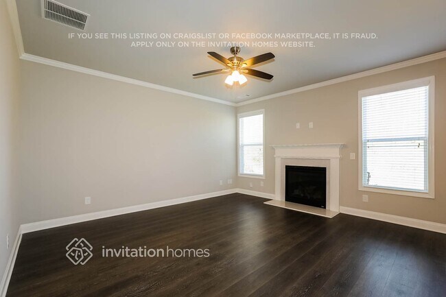 Photo - 731 Grove Trail