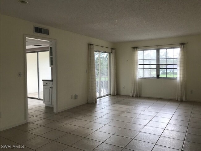 Photo - 113 Bobolink Way Unidad 113B