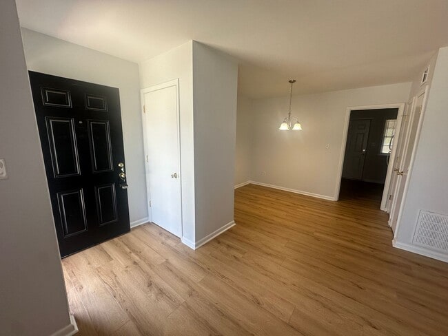 Photo - OPEN HOUSE 3/28 from 1PM to 3PM. 2 Bedroom, 1 Bath Duplex Located in the Center of Wilmington