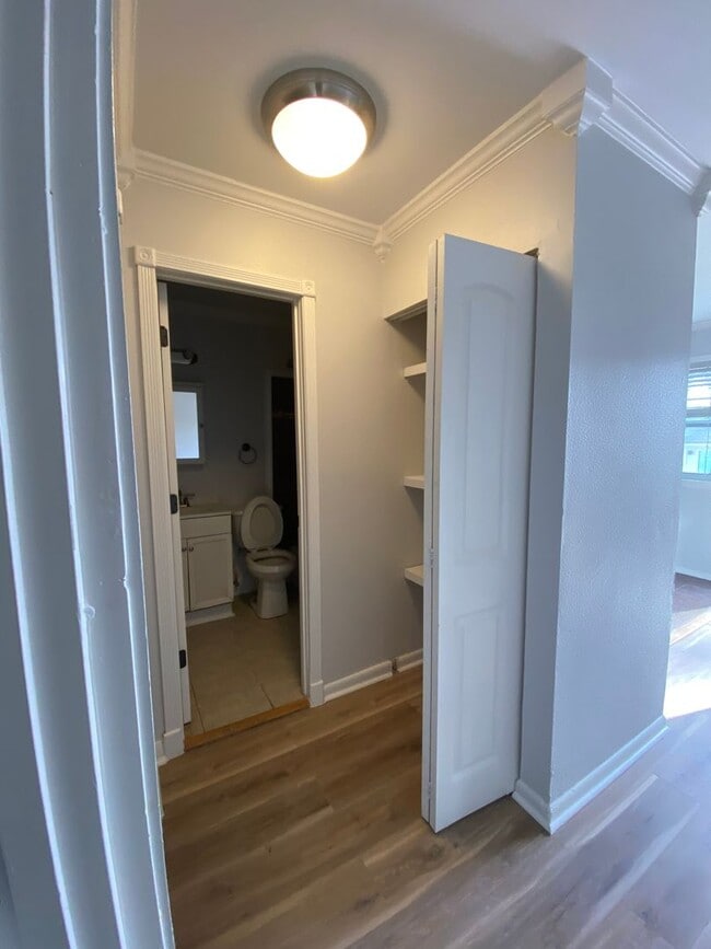 Photo - 1504 Oakwood Ave NE Unit 3