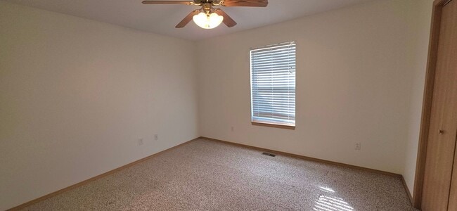 Photo - BF Duplex Unit 5441 S Clabourne