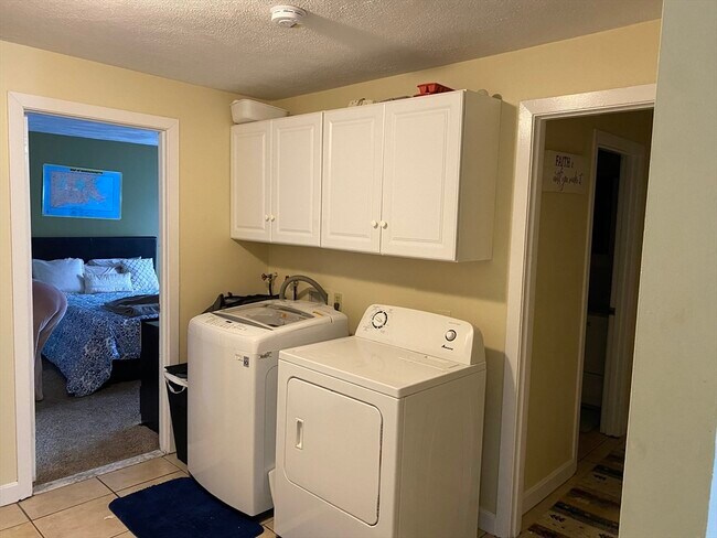 Photo - 133 Walnut St Unit 2