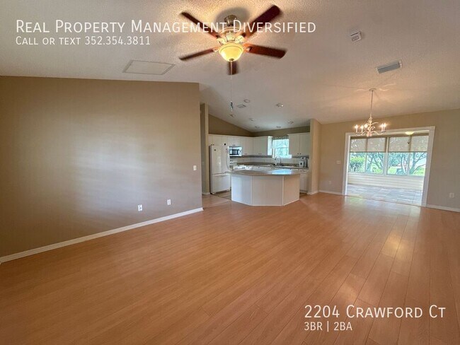 Photo - 2204 Crawford Ct