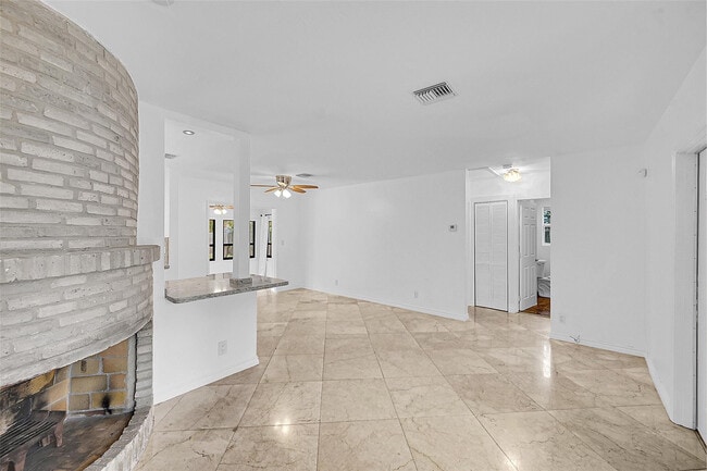 Photo - 1434 NE 16th Ave