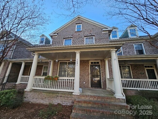 Photo - 1095 Market St Townhome