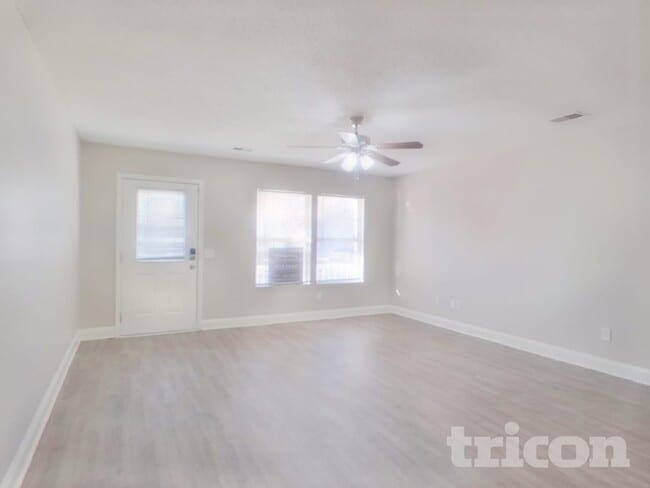 Photo - 189 Park Pl Dr