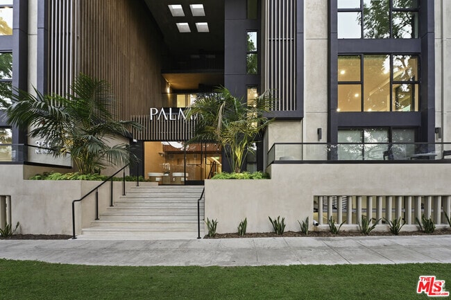 Building Photo - 350 N Palm Dr Unit 406 Rental