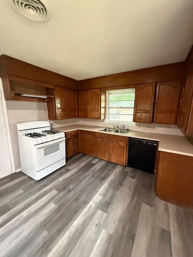 Photo - 4016 Marshall Dr