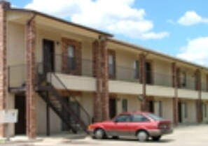 Primary Photo - Reagan West