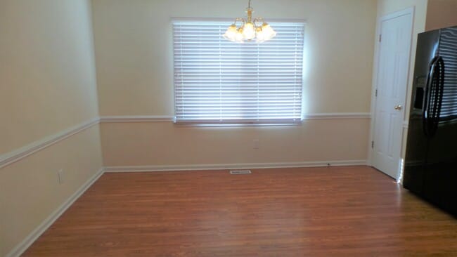 Photo - ~~~ Extremely Appealing ~~~