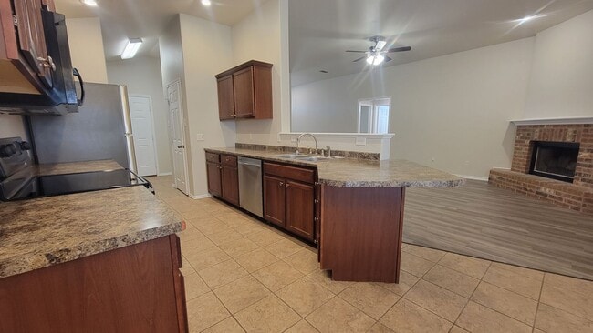 Photo - Spacious Four Bedroom Home in Frenship