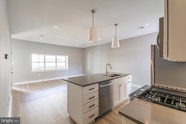 Photo - 5412 Chancellor St Unit 1