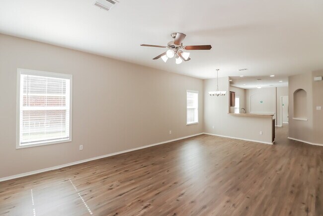 Photo - 718 Neap Ct