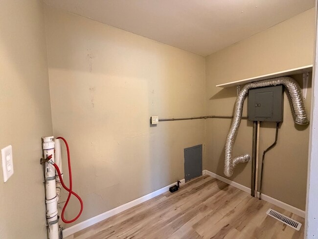 Photo - Remodeled 3 Bedroom! $975