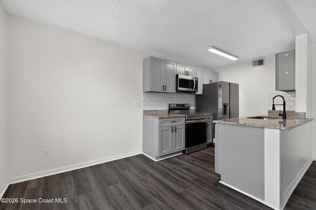 Photo - 451 Mercury Ave SE Unit 201