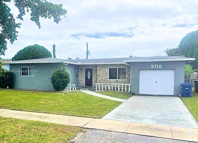 Building Photo - 5710 NW 13th Ct Rental