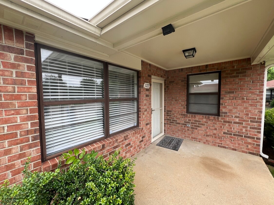 Photo - 322 Deer Lake Dr (Nashville, TN)