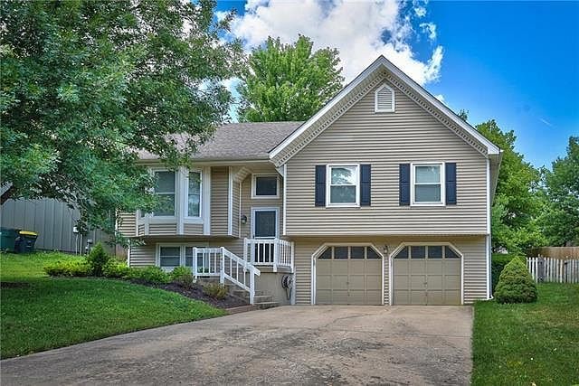 Building Photo - 15412 W 80th St