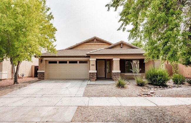 Building Photo - 17571 W Eugene Ter