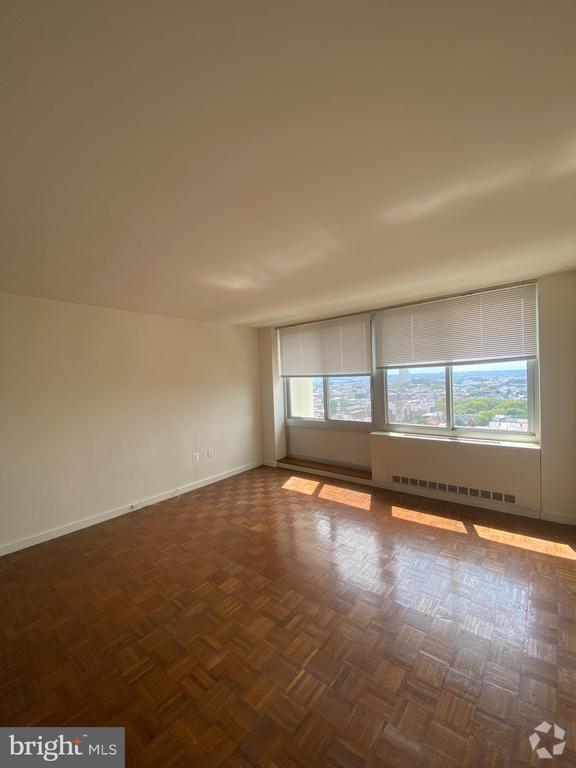 Building Photo - 604-36 S Washington Square Unit 1713 Rental