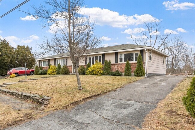 Photo - 45 Kinglet Dr