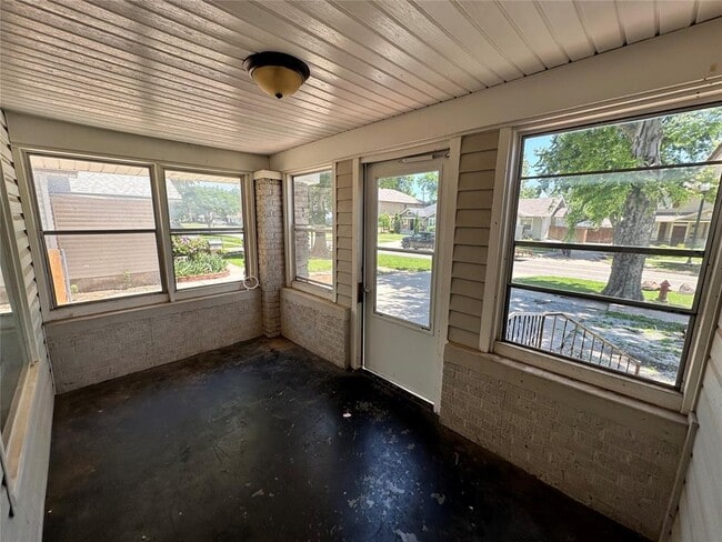 Photo - 746 S Jenkins Ave