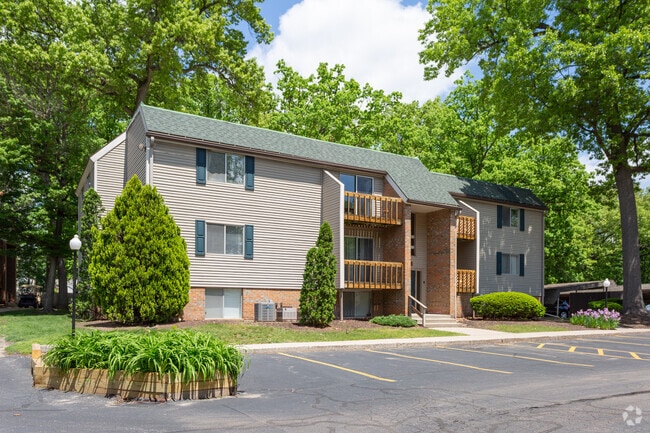 Building Photo - Foote Hills Apartments - Grand Rapids, MI