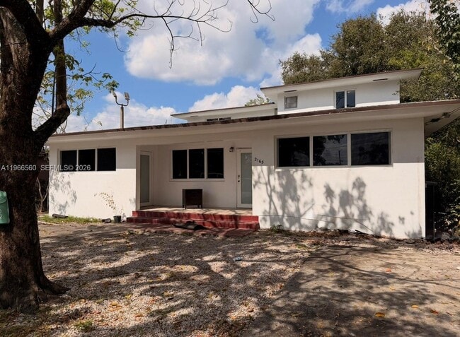 Building Photo - 2165 Washington Ave Unit 2165