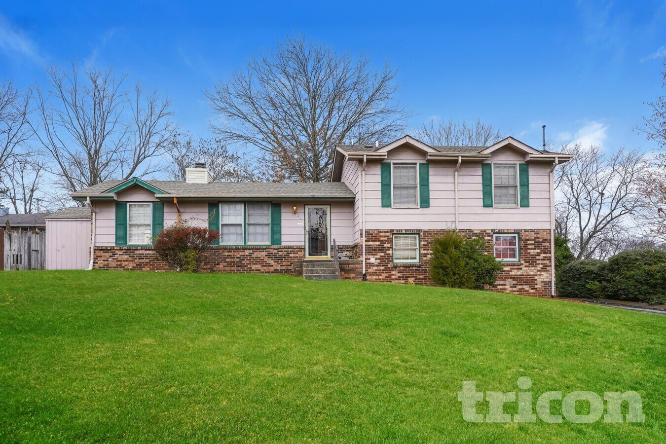 Photo - 102 Valley View Ct