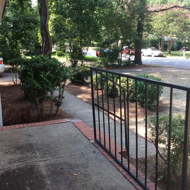 Photo - 808 Peyton St