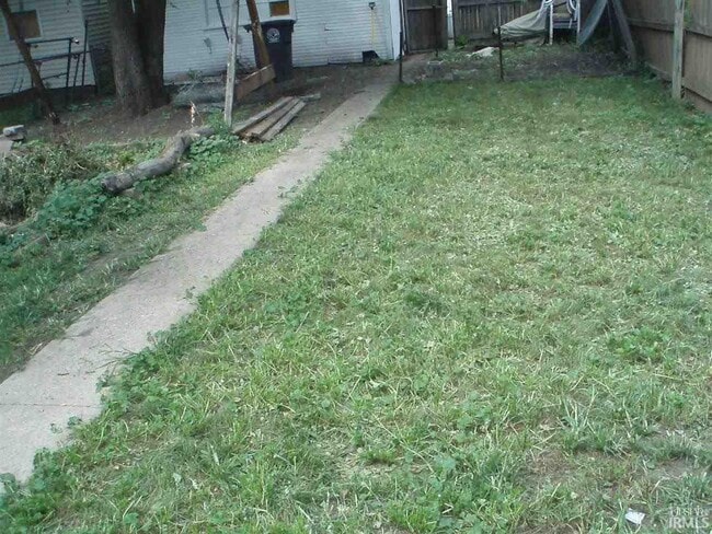 Photo - 938 Herman St