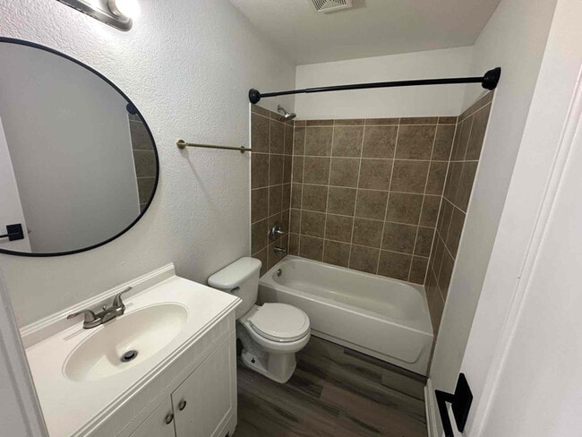 Photo - 1801 Palm Dr