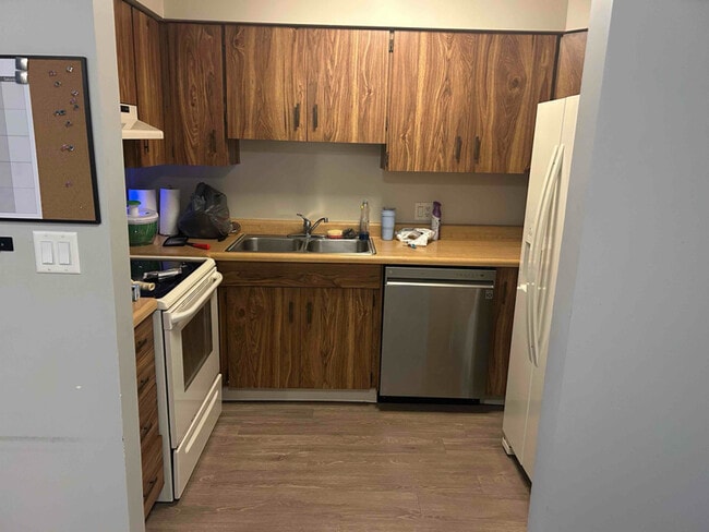 Photo - 1011 Farwell Ct Unit 1011