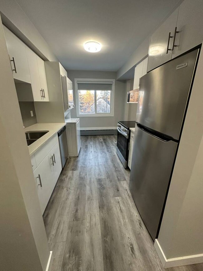 Photo - 11110-68 68 Ave NW Unit 33