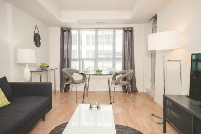 Photo - 192 Adelaide St W Unit ID1034862P