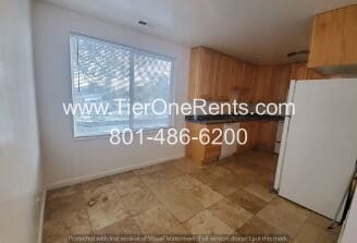 Photo - NO DEPOSIT option for qualified renters Unidad A