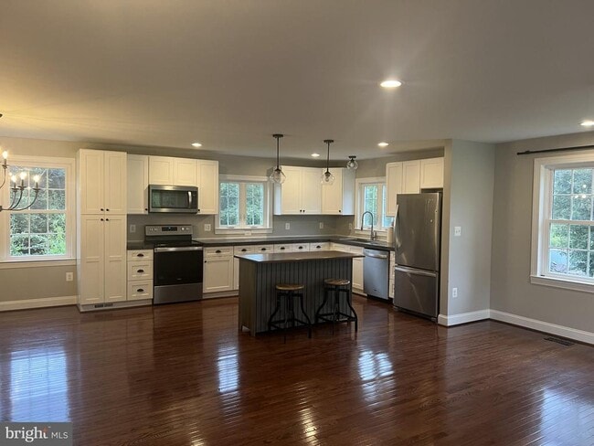 14908 Lee Hwy
