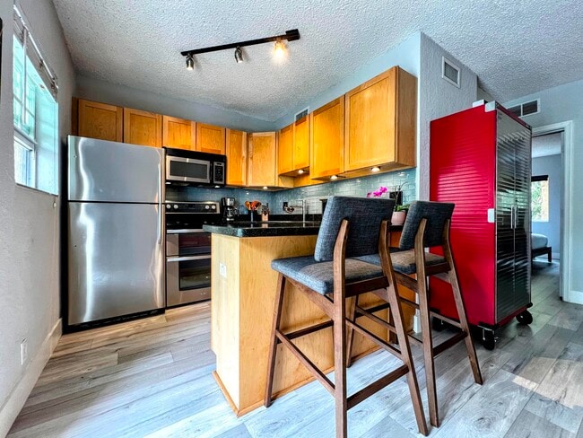 Photo - 2660 NE 8th Ave Unit 308