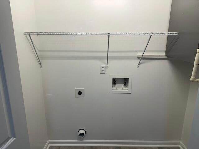 Photo - 705 Gale Dr NE