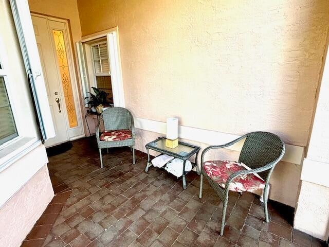 Photo - 346 NW Breezy Point Loop