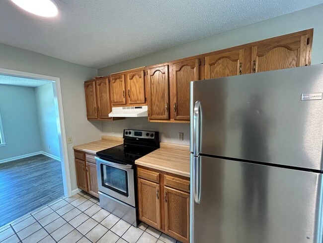 Photo - 400 Northwood Dr Unit 400 B Northwood Drive