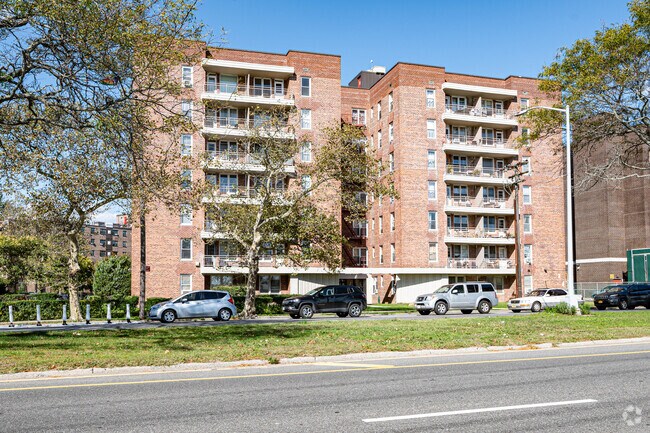 Photo - Seagirt Apartments